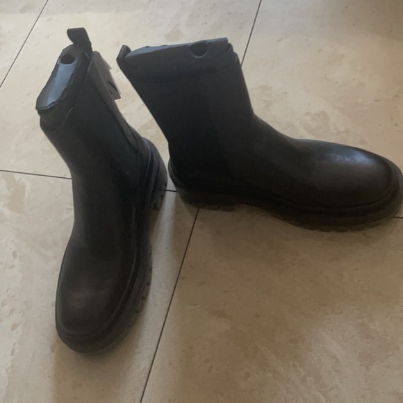 Zara lug sole low heel leather ankle boots - Picture 11 of 11